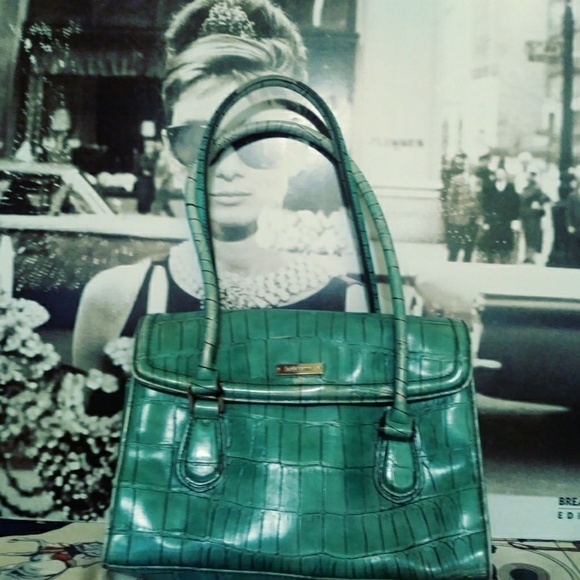 Liz Claiborne purse faux Alligator Pattern green - Picture 3 of 7